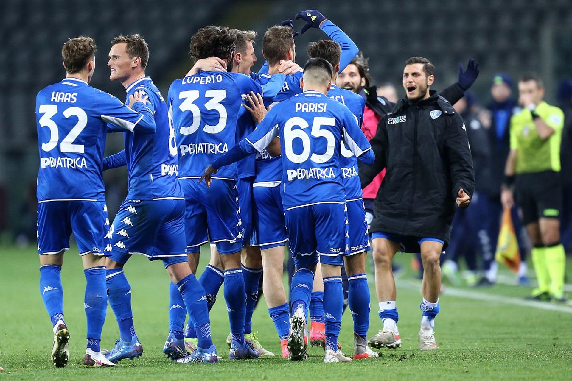 供了一种参 供了一种参