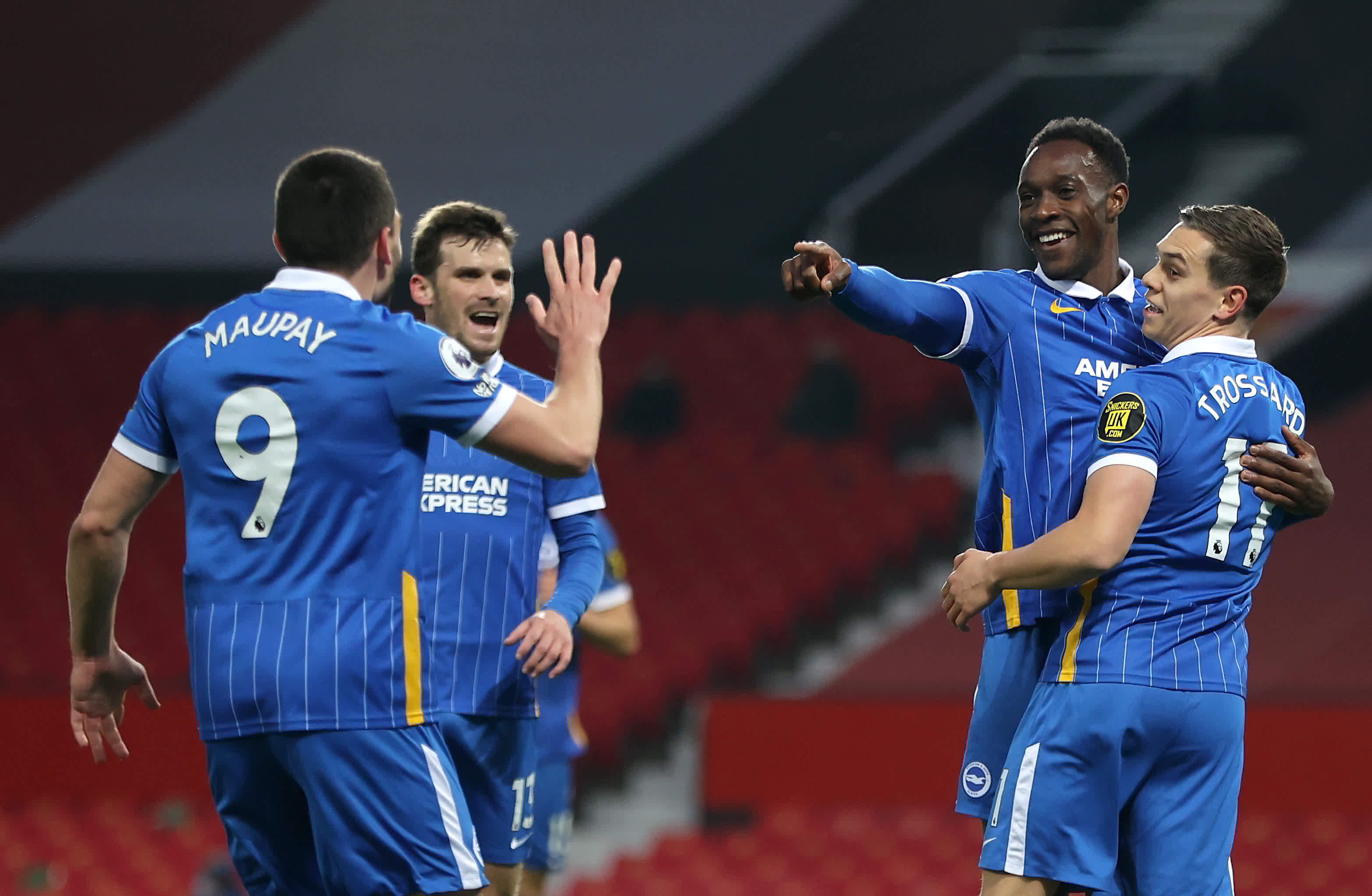 显出佩戴者 显出佩戴者